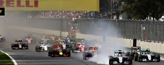 Une-fin-de-dimanche-folle-pour-Red-Bull-mais-un-podium-a-la-cle