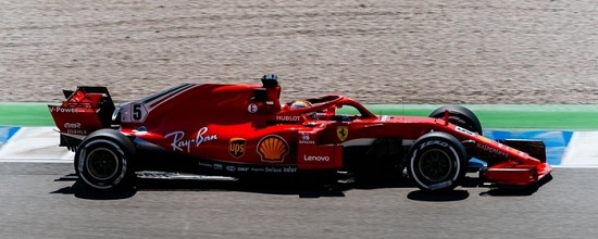 Allemagne-Qualif-Sebastian-Vettel-brille-devant-son-public