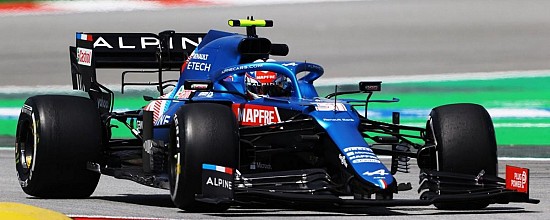 Espagne-Qualif-la-100e-pole-pour-Lewis-Hamilton-une-3e-ligne-pour-Alpine
