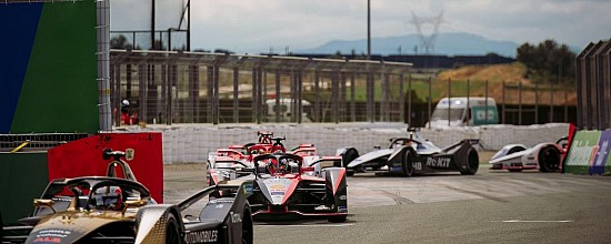 ePrix-de-Monaco-Course-Oliver-Rowland-offre-des-points-a-l-IM03