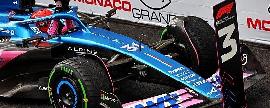 Monaco-Course-Alpine-Renault-et-Esteban-Ocon-decrochent-le-podium